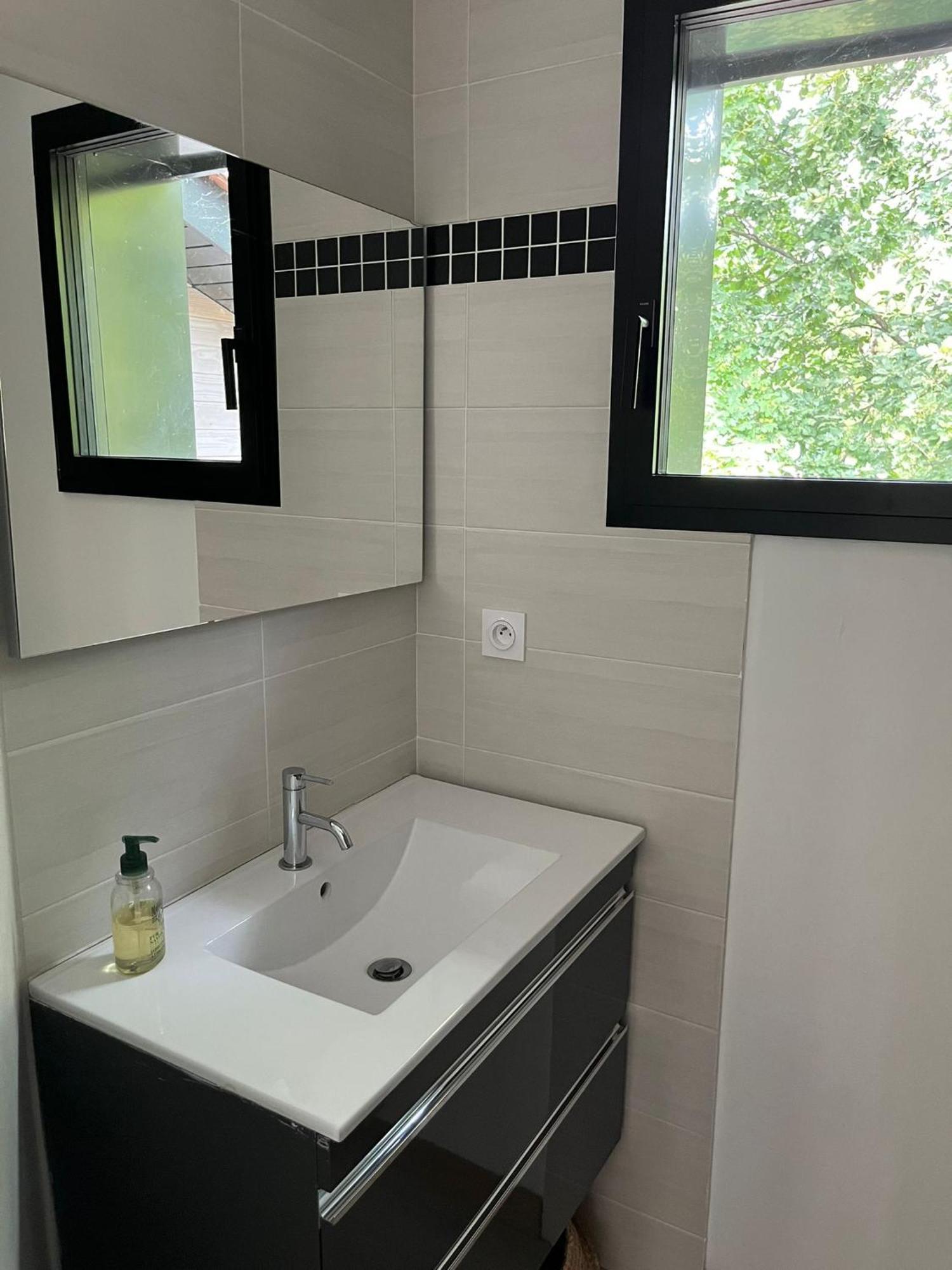 Villa Piscine A Proximite De Lyon Chaponost ภายนอก รูปภาพ
